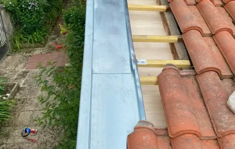 Rénovation rive de toiture Poissy 78300